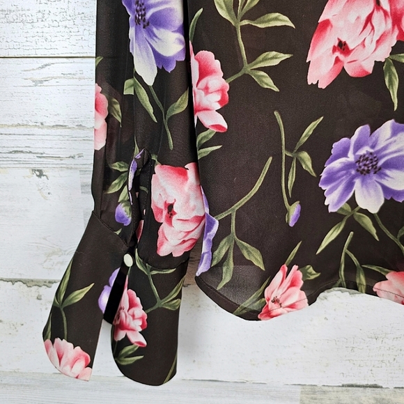 Jones NY Signature 100% Silk Floral Button Up Blouse Medium Black Tailored Fit - Picture 10 of 14